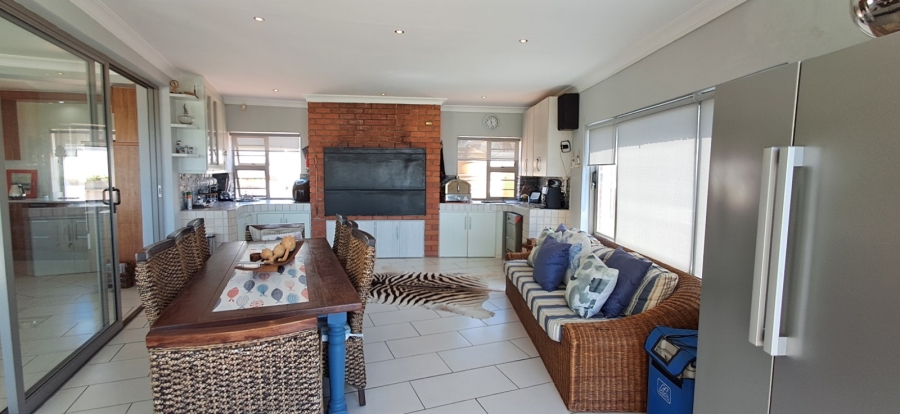 4 Bedroom Property for Sale in Jeffreys Bay Central Eastern Cape
